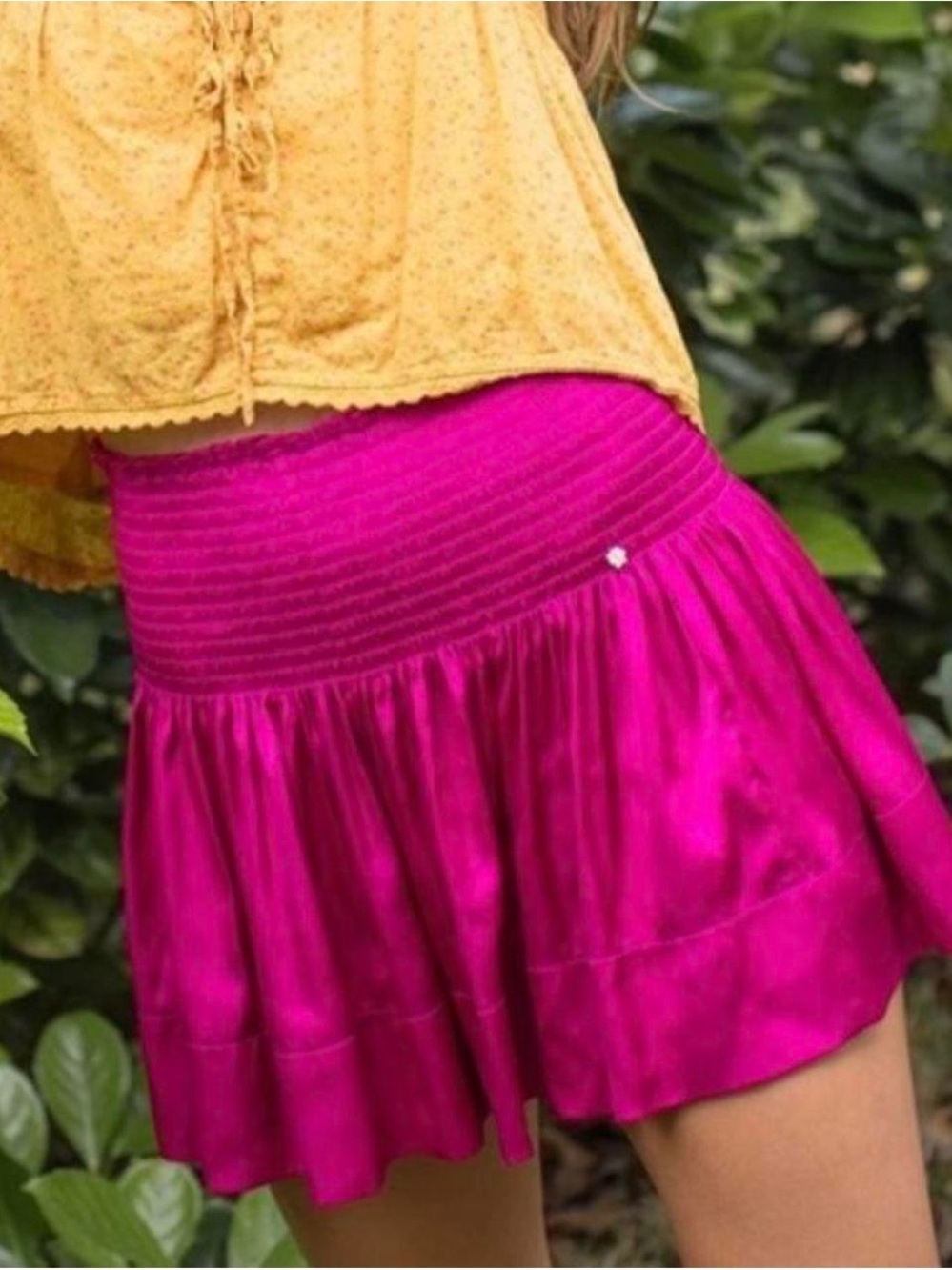 NATURAL LIFE Daisy Shorts EUC Medium Summer Barbie Casual Girlhood Core